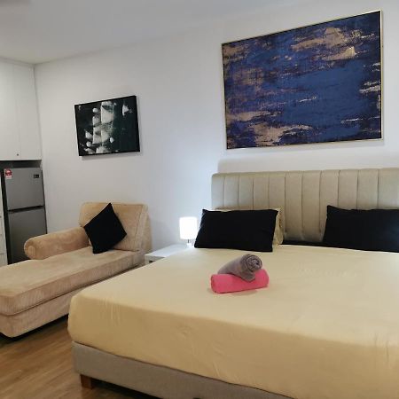 Apple Home 2 At Menara Simfoni, King Size Bed, Cheras, Nexflix, Wifi, Parking Сери Кембанган Екстериор снимка