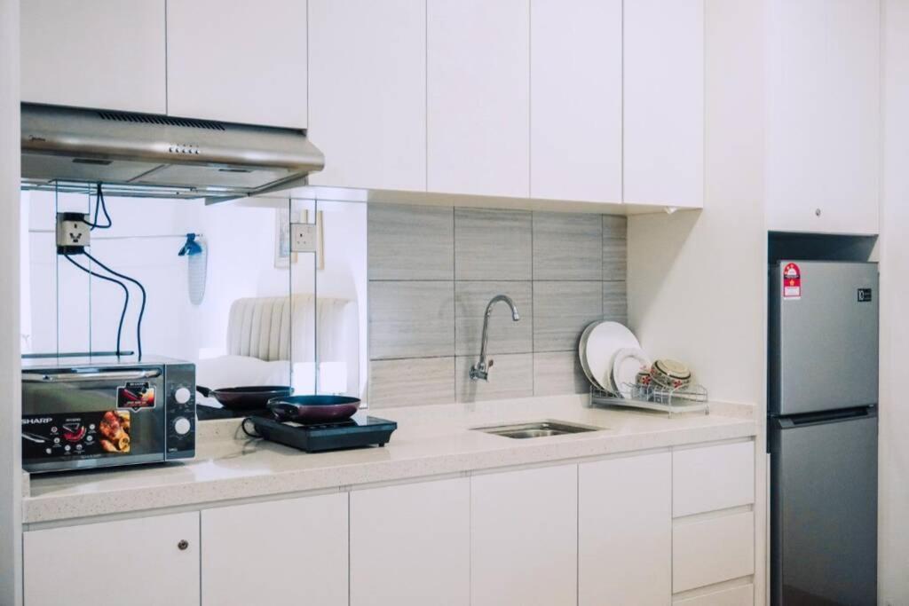 Apple Home 2 At Menara Simfoni, King Size Bed, Cheras, Nexflix, Wifi, Parking Сери Кембанган Екстериор снимка