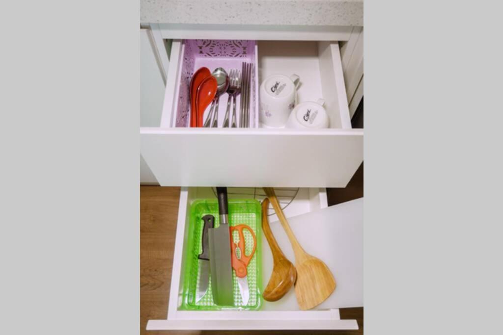 Apple Home 2 At Menara Simfoni, King Size Bed, Cheras, Nexflix, Wifi, Parking Сери Кембанган Екстериор снимка