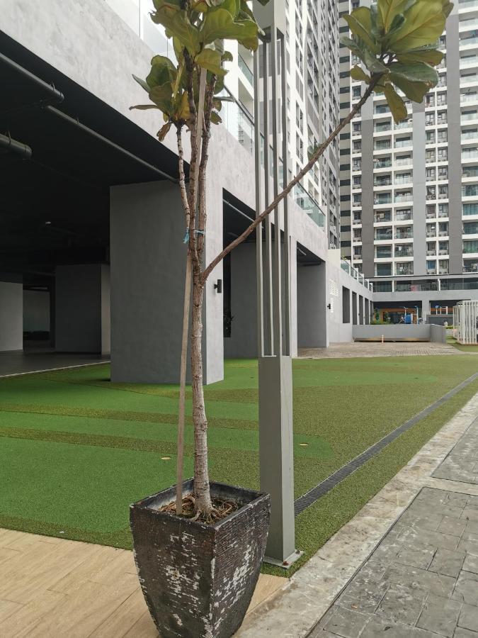 Apple Home 2 At Menara Simfoni, King Size Bed, Cheras, Nexflix, Wifi, Parking Сери Кембанган Екстериор снимка