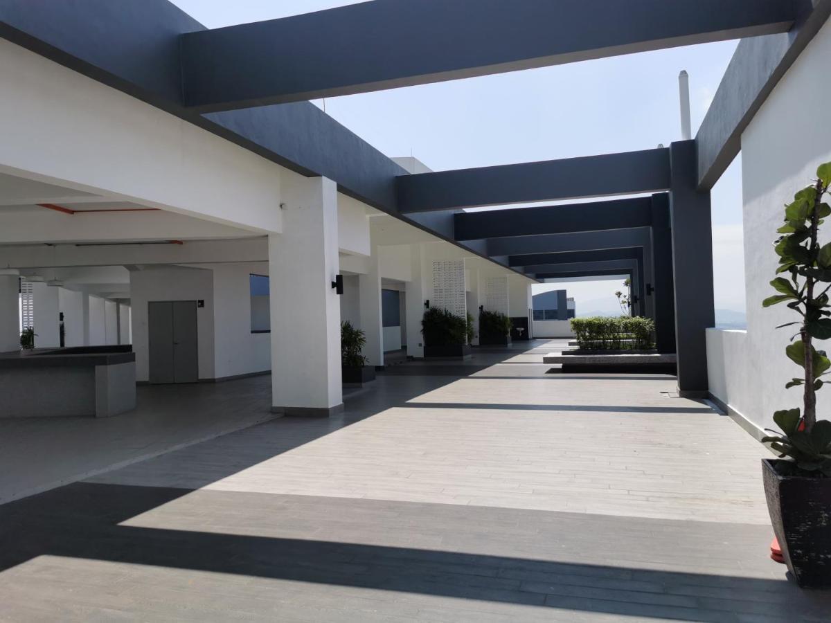 Apple Home 2 At Menara Simfoni, King Size Bed, Cheras, Nexflix, Wifi, Parking Сери Кембанган Екстериор снимка